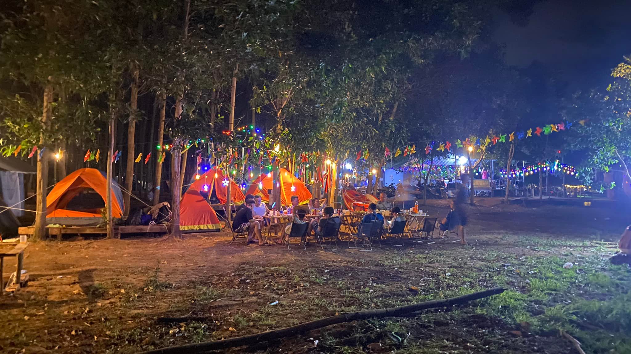 Bãi cắm trại Holiday Camping – Đồng Nai