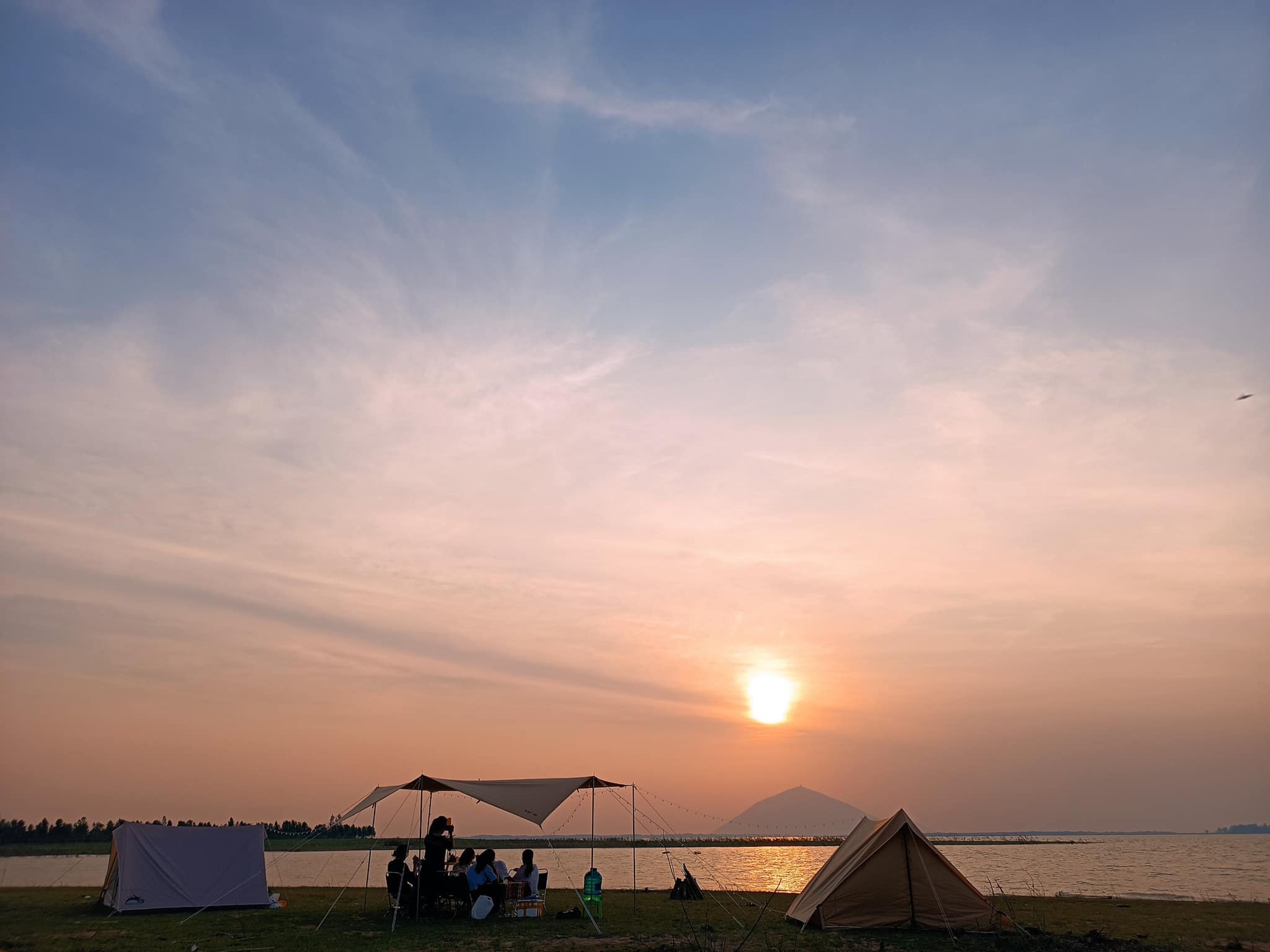 Camping Hồ Dầu Tiếng - Bình Dương -